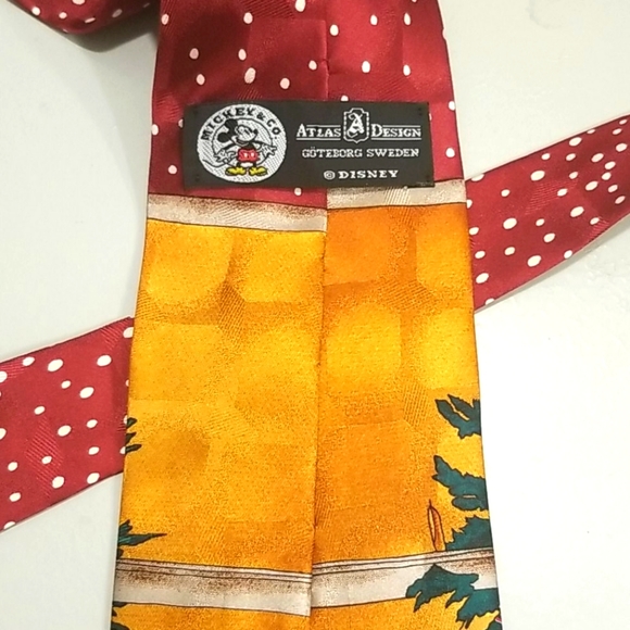 Atlas Design Disney Mickey 100% silk tie - Picture 2 of 3